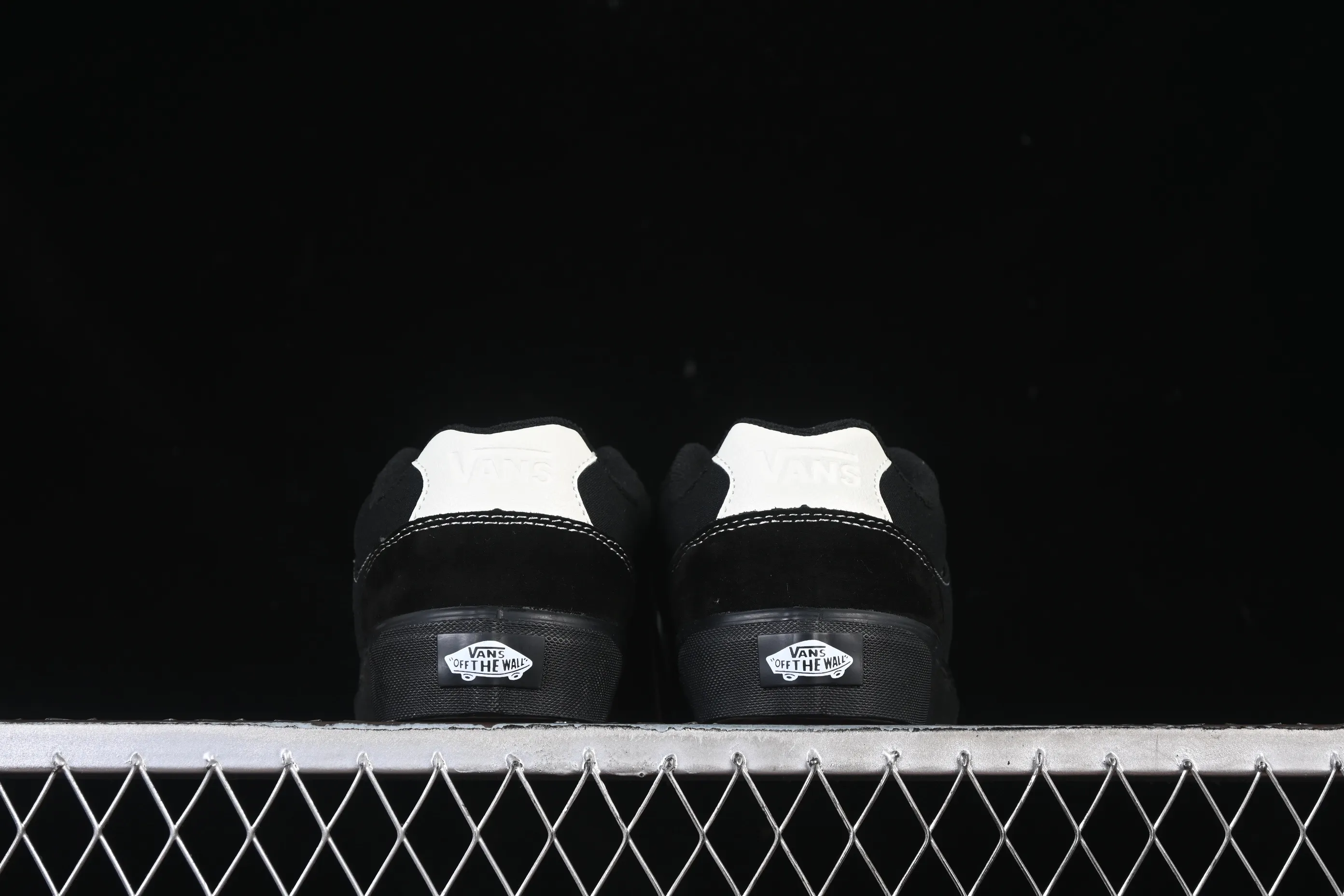 All categories Vans Vans series Vans Low Vans low-top Vans Chukka Push high street American retro casual canvas skate shoes VN0009QPA02